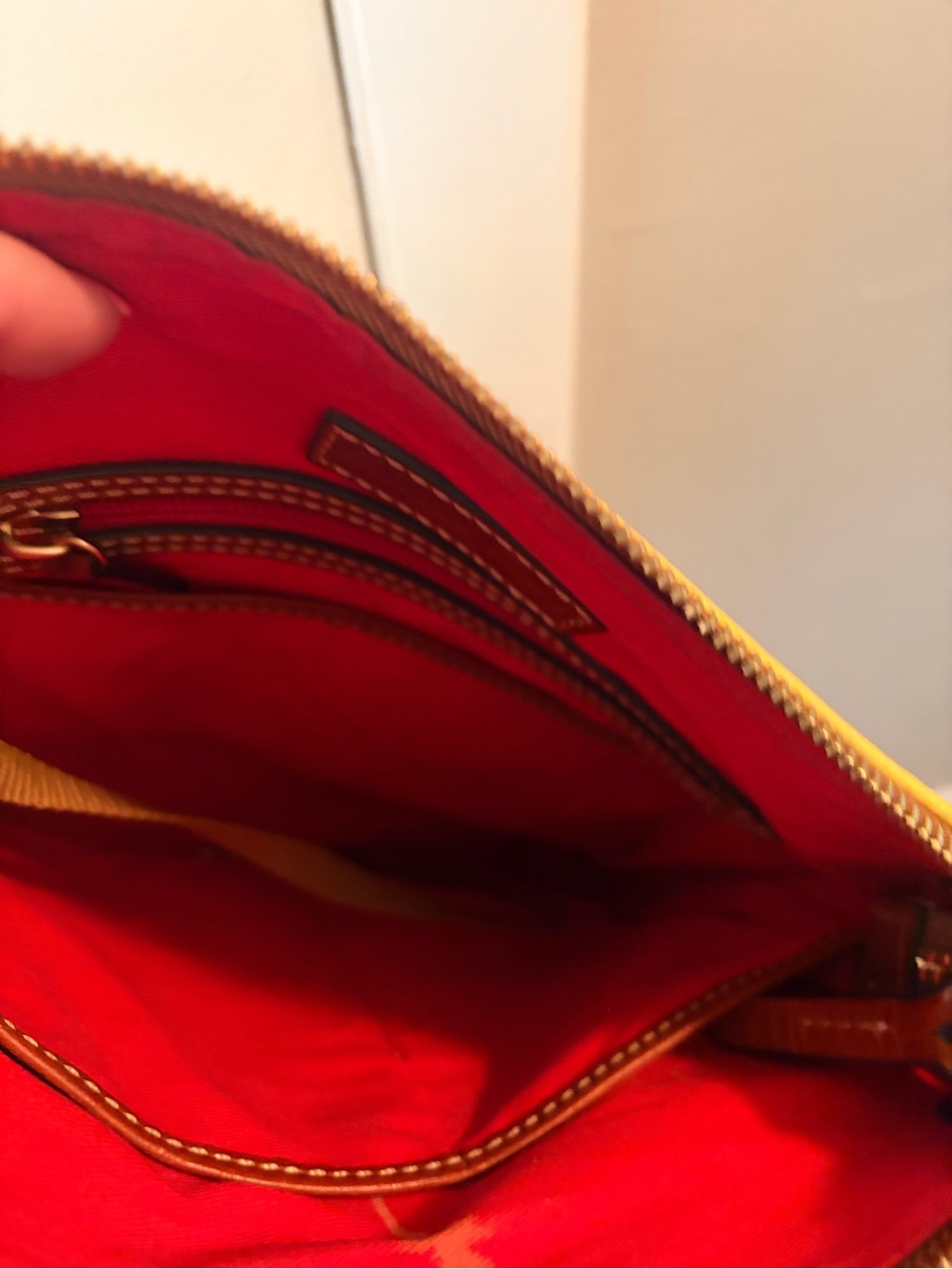 Dooney & Bourke Pebble Grain Leather Crossbody Bag Yellow Dandelion Tan Trim - Picture 6 of 6